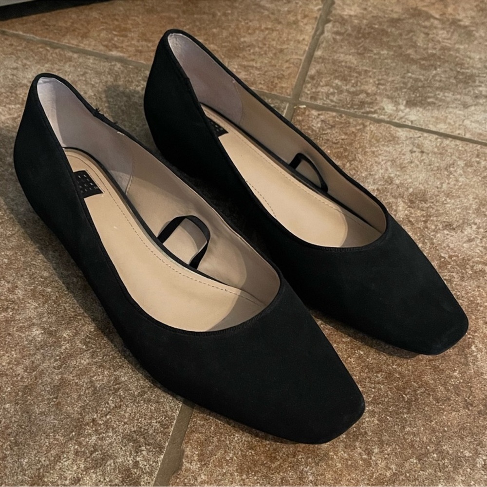 White House Black Market Suede Flats 9.5